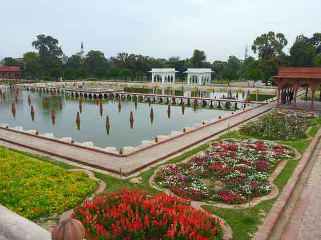tour operator in pahalgham
