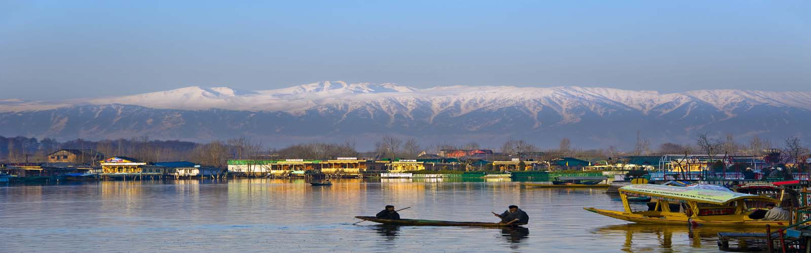 travel agency in pahlagham